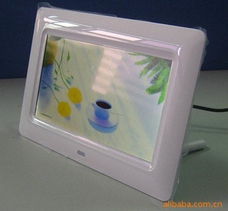 廠家直銷7英寸高清多功能數(shù)字數(shù)碼相框 超薄設(shè)計與智能科技的完美融合